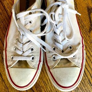 Converse Chuck Allstars woman’s size 5 white